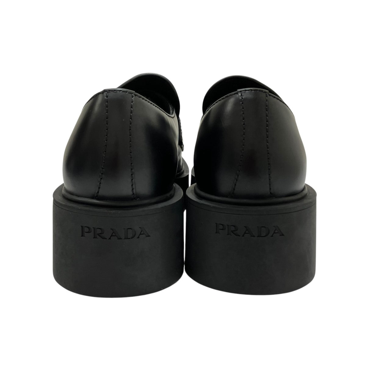 PRADA(プラダ) ブラック ブラッシュドレザー ローファー 2DG152 2DG152
