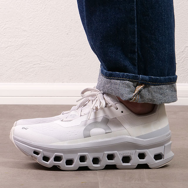 On（オン） スニーカー クラウドモンスター 61.97649 SS25 W