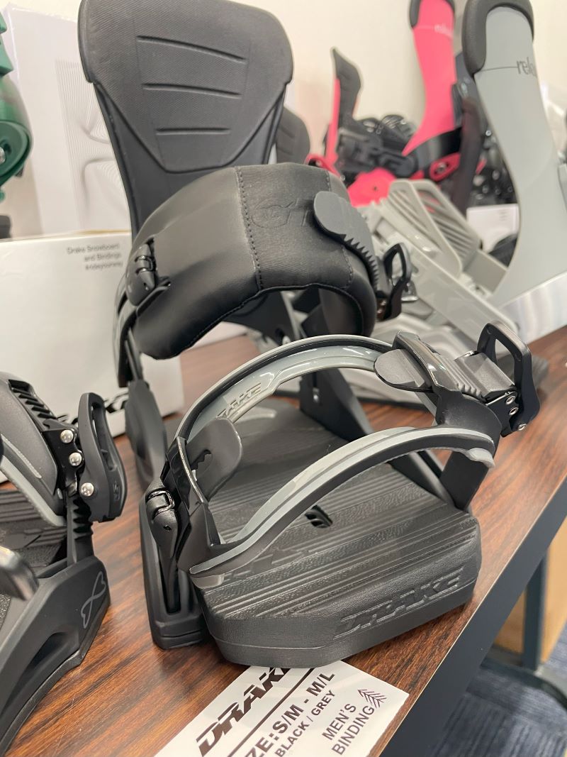 DRAKE（ドレイク） 【即納】 24-25 DRAKE RELOAD GT カラー:BLACK GREY