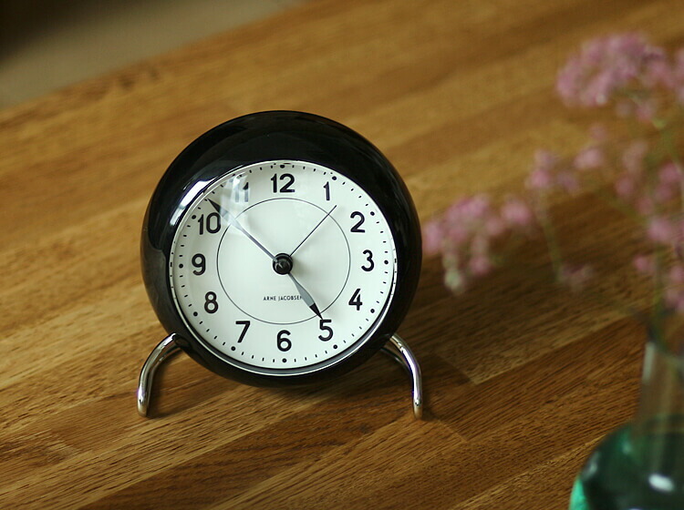 ARNE JACOBSEN（アルネ ヤコブセン） STATION（ステーション