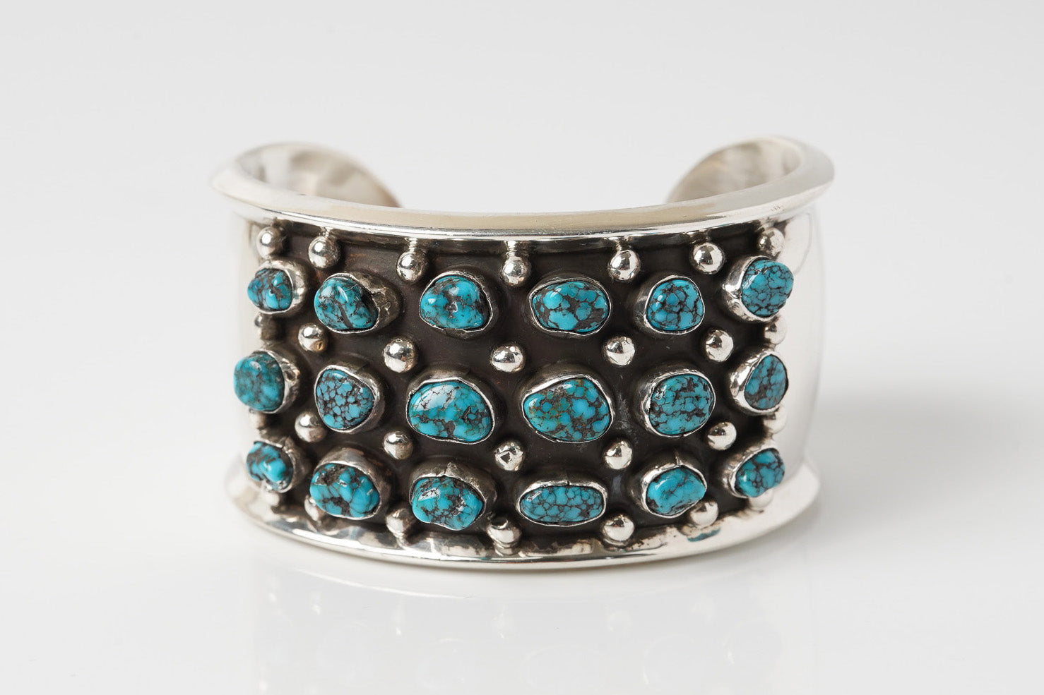 ローンマウンテン ｜ LFC Lowry Family Collection公式オンライン