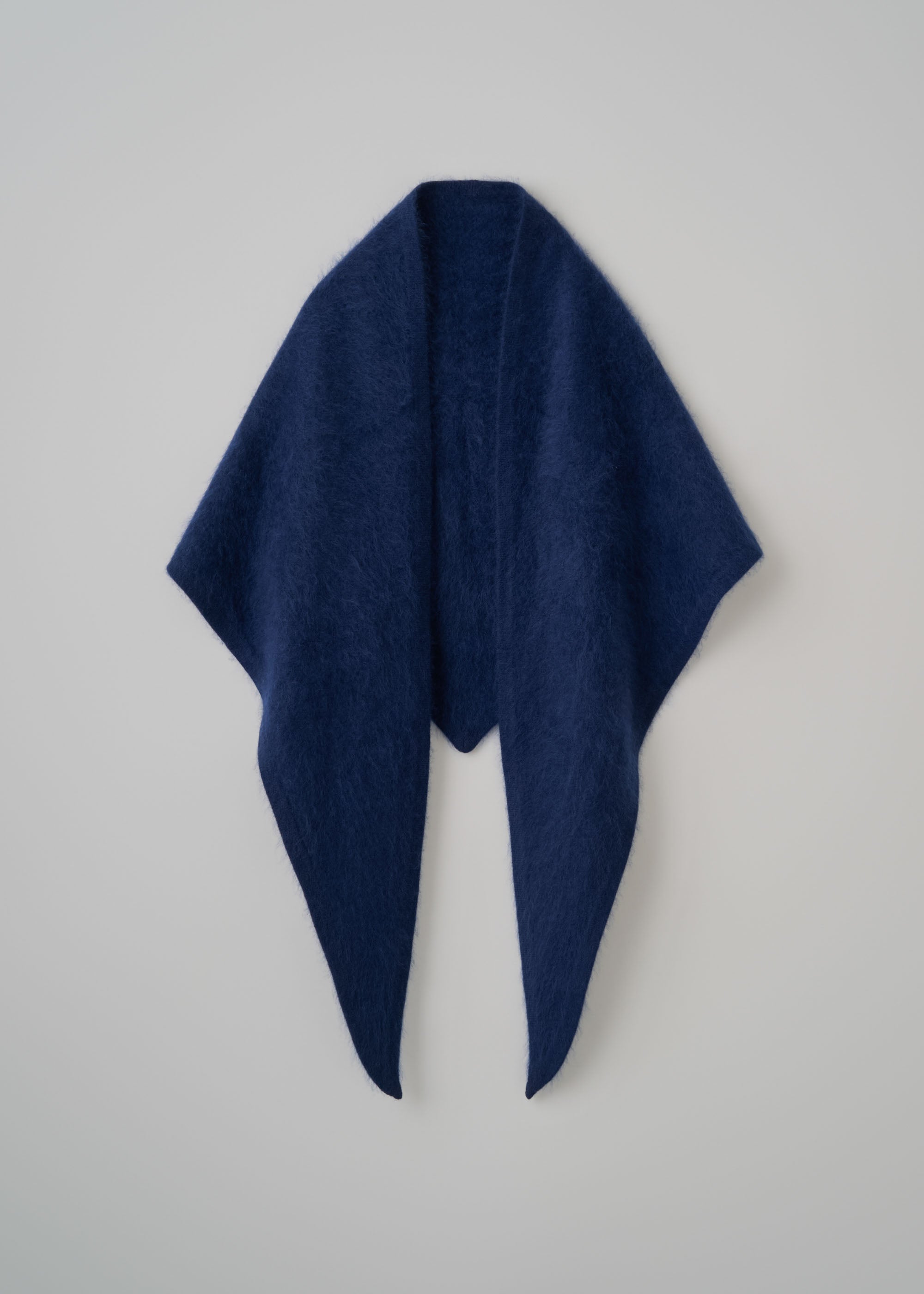 ウール三角ストール - SOÉJU online store｜上質な大人の女性のための