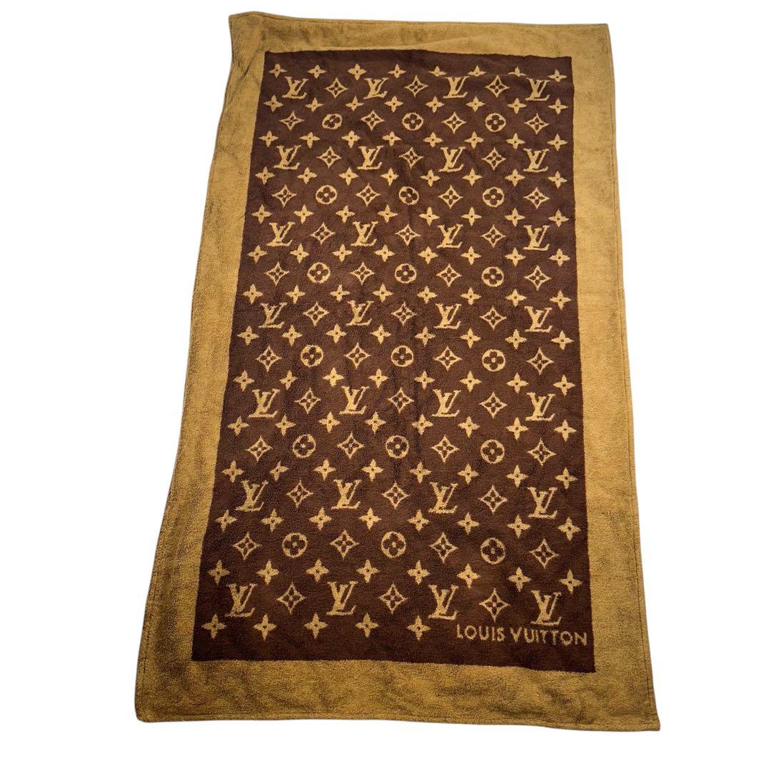ルイヴィトン　モノグラム　ロゴ　バスタオル 総柄　ビーチタオル　茶色　膝掛け 楽天市場】ルイヴィトン LOUIS VUITTON ビーチタオル ドラ ドゥ バン