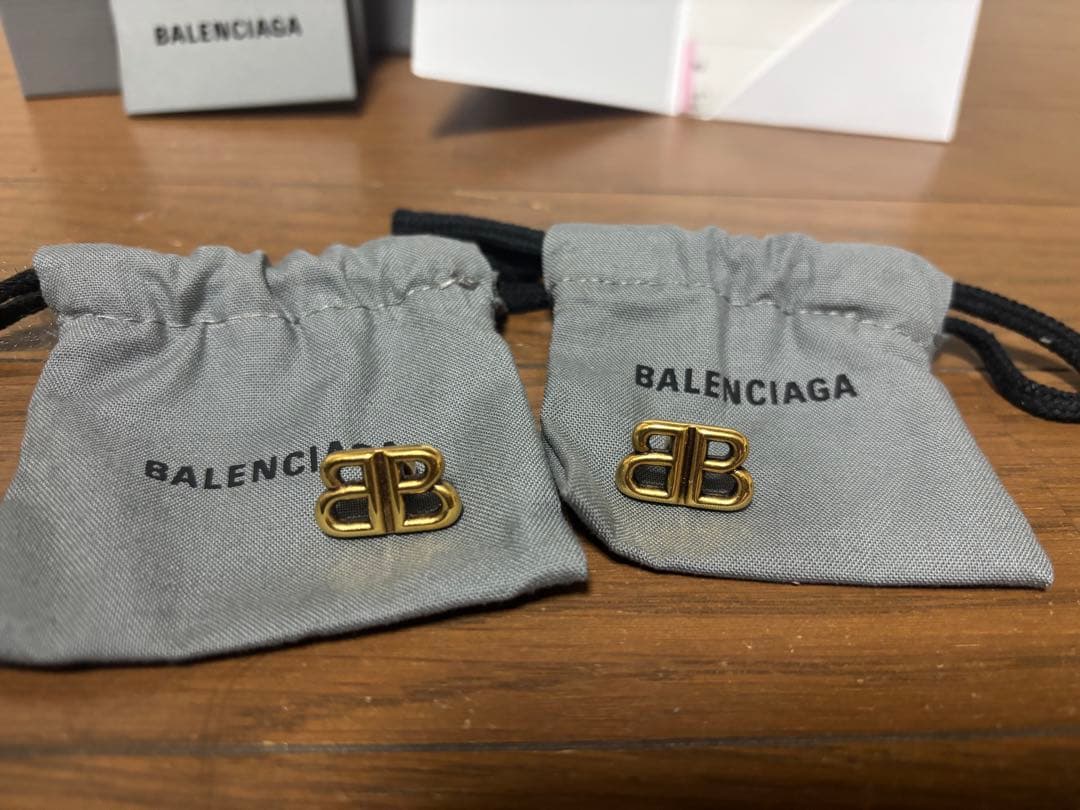 BALENCIAGA ピアス(両耳用) 期間限定セール！！3/8まで！BALENCIAGA/バレンシアガ ピアス 両耳
