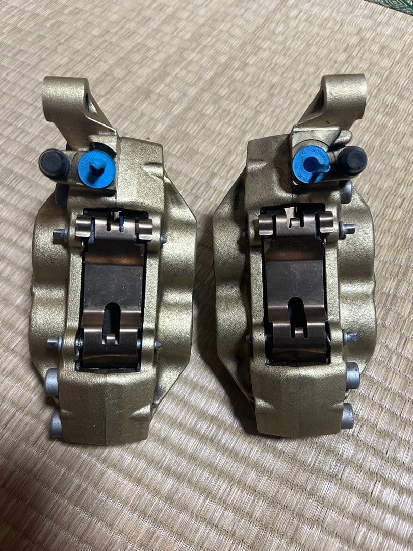 ブレンボキャリパー 4pot 100ピッチ XJR等に