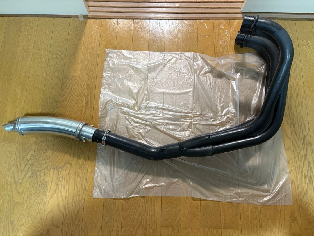 CB750F バナナ管　マフラー　rc04 CB750F RC04 マフラー レビューを書いてエンブレムプレゼント 4-1管