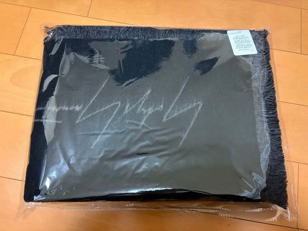 【新品】25AW ヨウジヤマモト ブランケット マフラー ストール ノベルティー yohji yamamoto - Yohji Yamamoto 25AW ウール糸綾織りマフラー(HL-L01